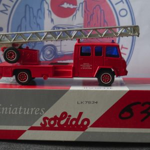 Berliet 770 KE Camiva  échelle  epa30 pompier 1/50