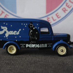 Camionnette Reo Delivery van 1/64