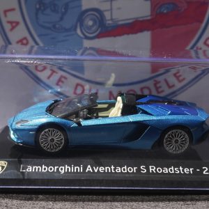 Lamborghini aventador s roadster 1/43