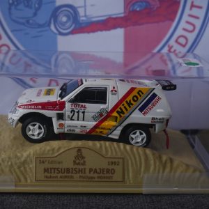 Mitsubishi pajero dakar 1992