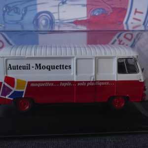 Peugeot J7 long 1981 01.jpg