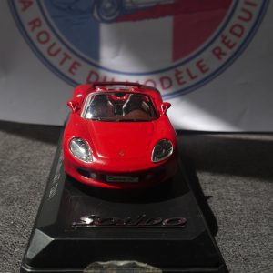 Porsche carrera gt 2001  1/43