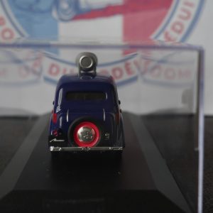 Voiture autre marque  1/43