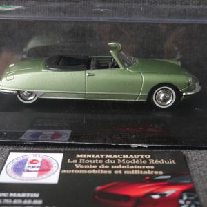 Citroen ds 21 cabriolet verte 1961