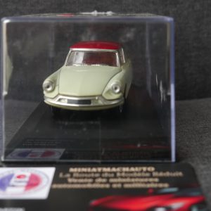 Citroen ds blanche toit rouge