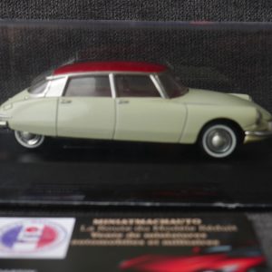 Citroen ds blanche toit rouge