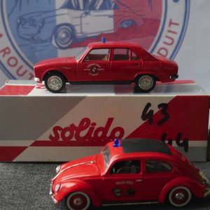 Peugeot 504 rallye et coccinnelle 1/43