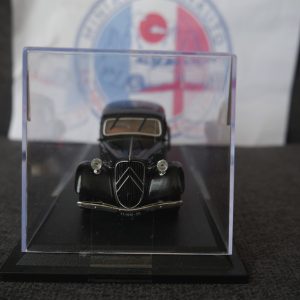 Citroen traction 11b  berline 1939