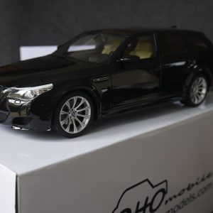 BMW M5 touring  Ottomobile 1/18