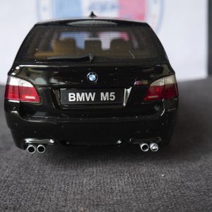 BMW M5 touring  Ottomobile 1/18