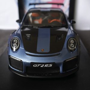 Porsche 911 gt2 rs GT SPIRIT 1/18