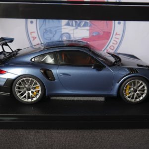 Porsche 911 gt2 rs GT SPIRIT 1/18