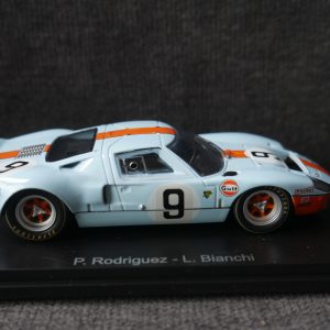 Ford GT40 WINNER 24H LE MANS 1968