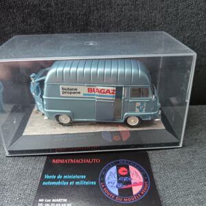 RENAULT ESTAFETTE AVEC FIGURINE